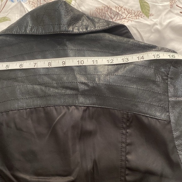 CLOAK DE’Lizza exclusive Internațional Corporation - Picture 15 of 16